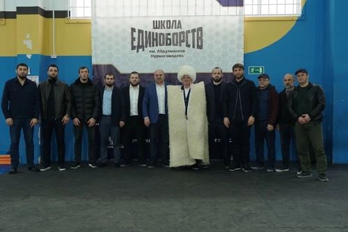 
<p>                                Дагестан с рабочим визитом посетил президент ВФС Сергей Елисеев</p>
<p>                        